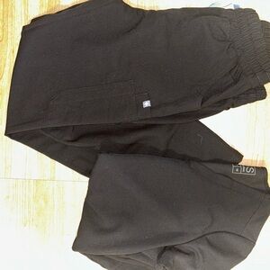 Figs black scrub set